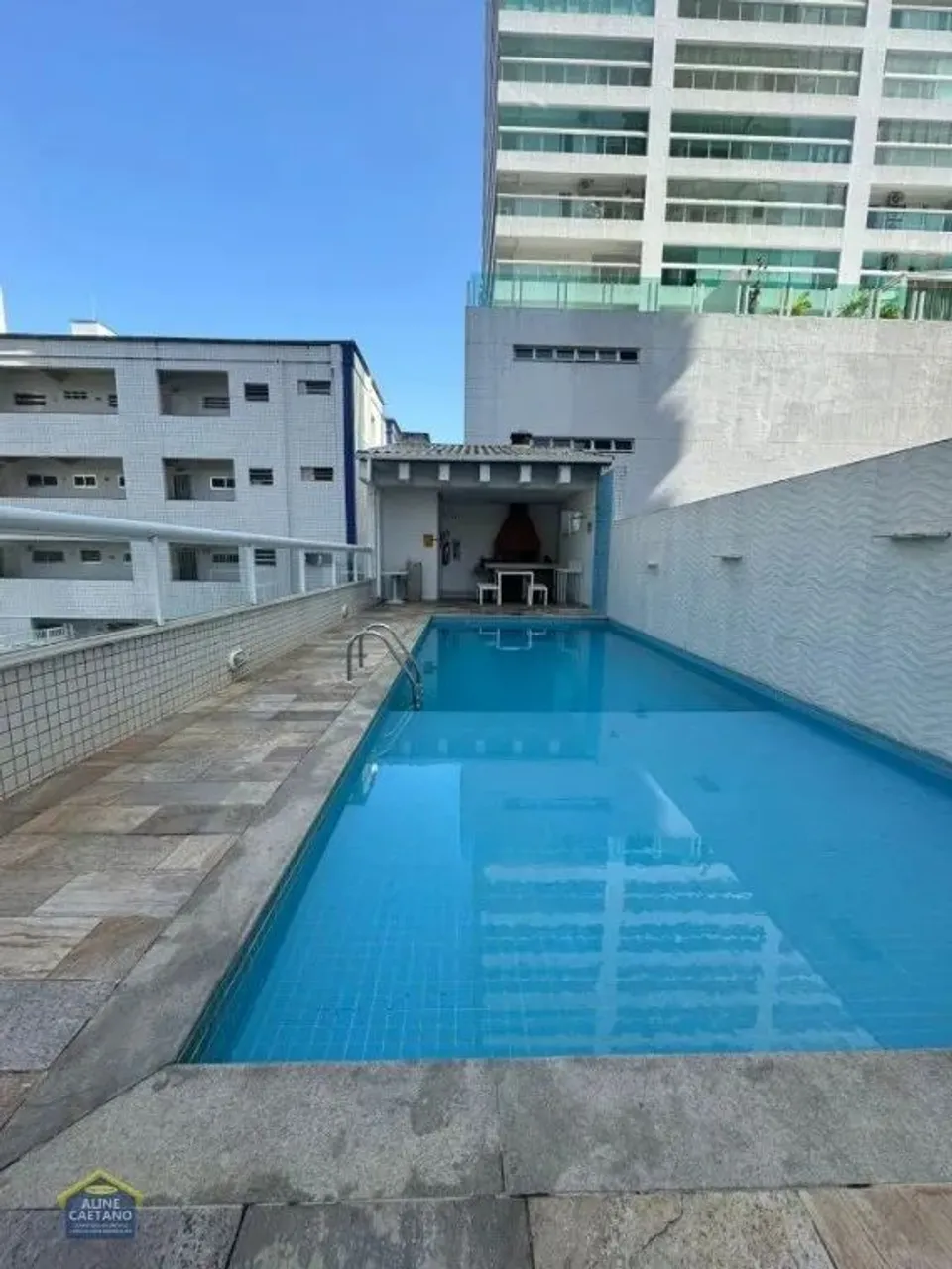 Apartamento de 2 dormitórios com Varanda Gourmet - Prédio com lazer!!
