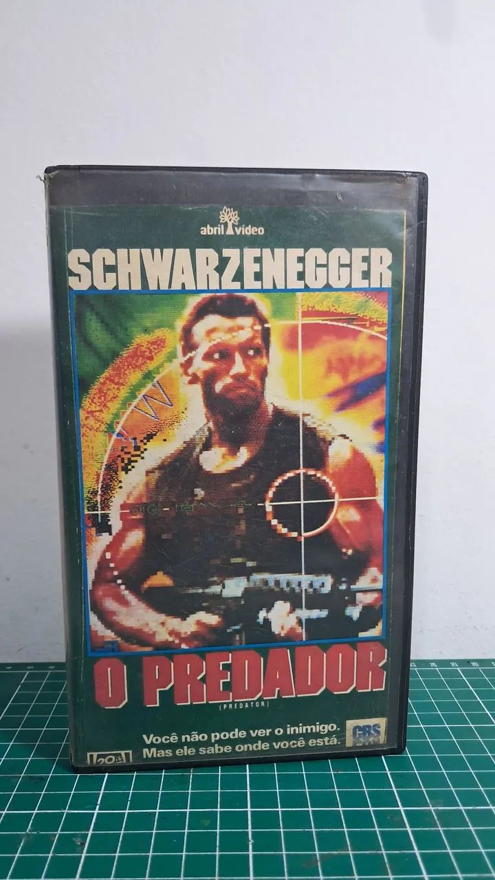 Fita vhs filme Predador com Arnold Schwarzenegger 