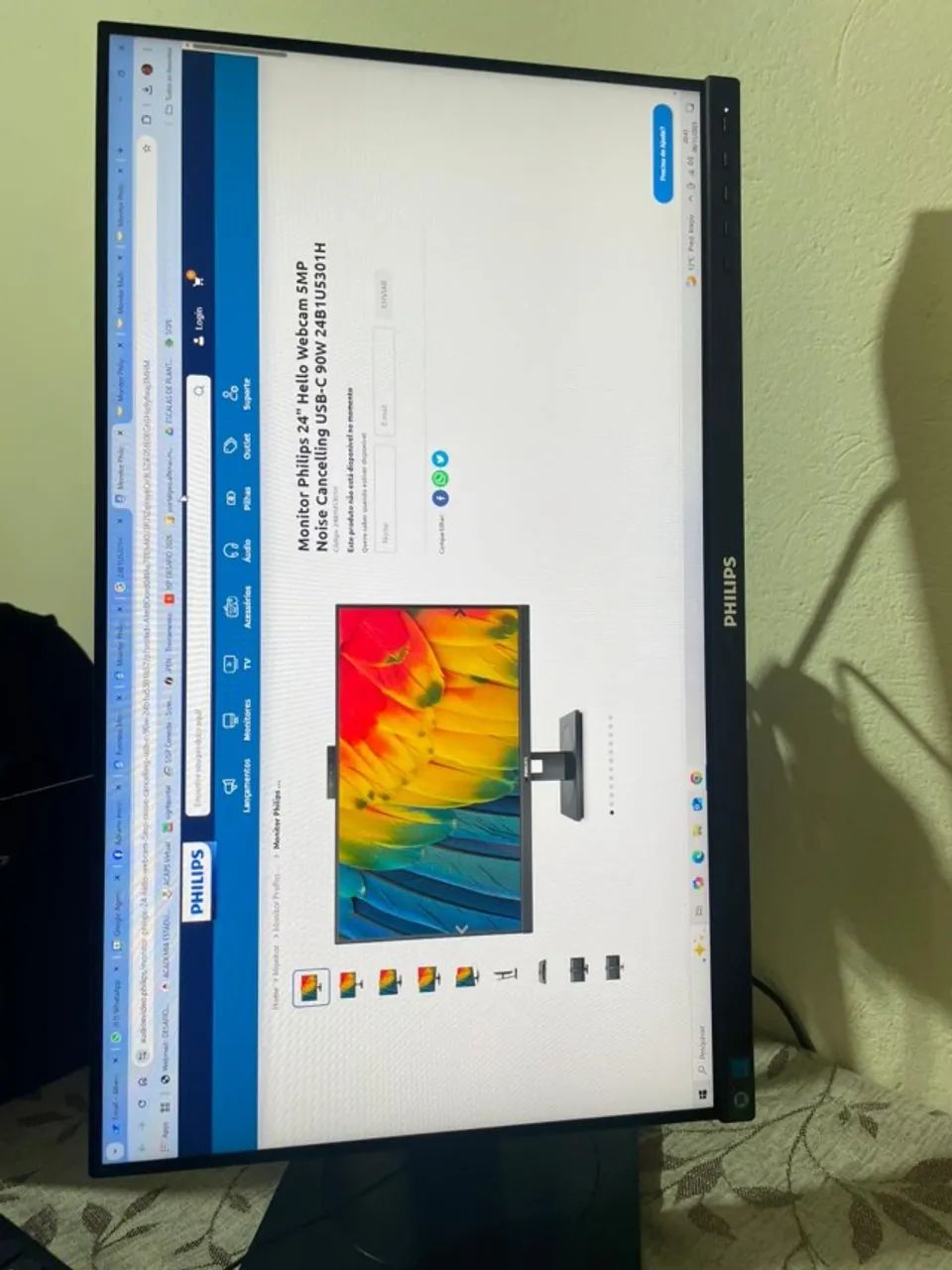 Monitor Philips 24" Hello Webcam 5MP Noise Cancelling USB-C 90W 24B1U5301H64385330304129122