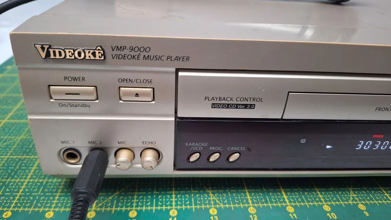Karaokê Raf modelo vmp 9000 microfone(200 músicas na memória) - Foto 4