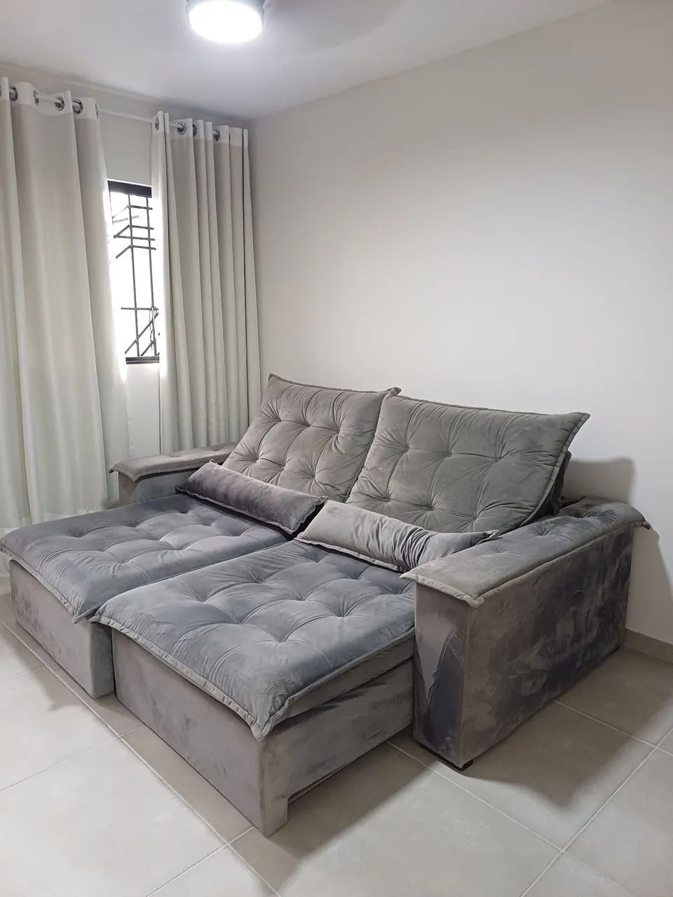 Sofá Retratil 2,3064341726083970123