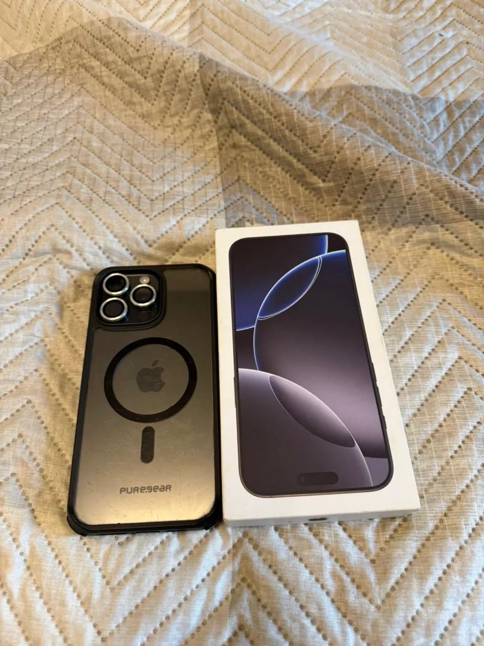 iPhone 16 pro Max 256g, 93% de bateria, lacrado! - Celulares e