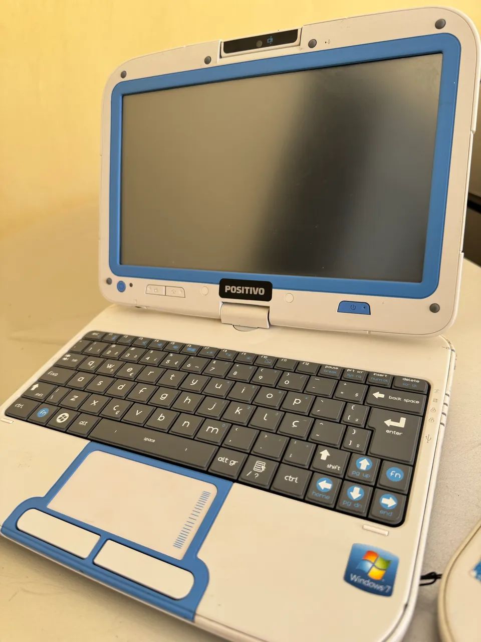 Netbook positivo tudo perfeito novinho  - Foto 4