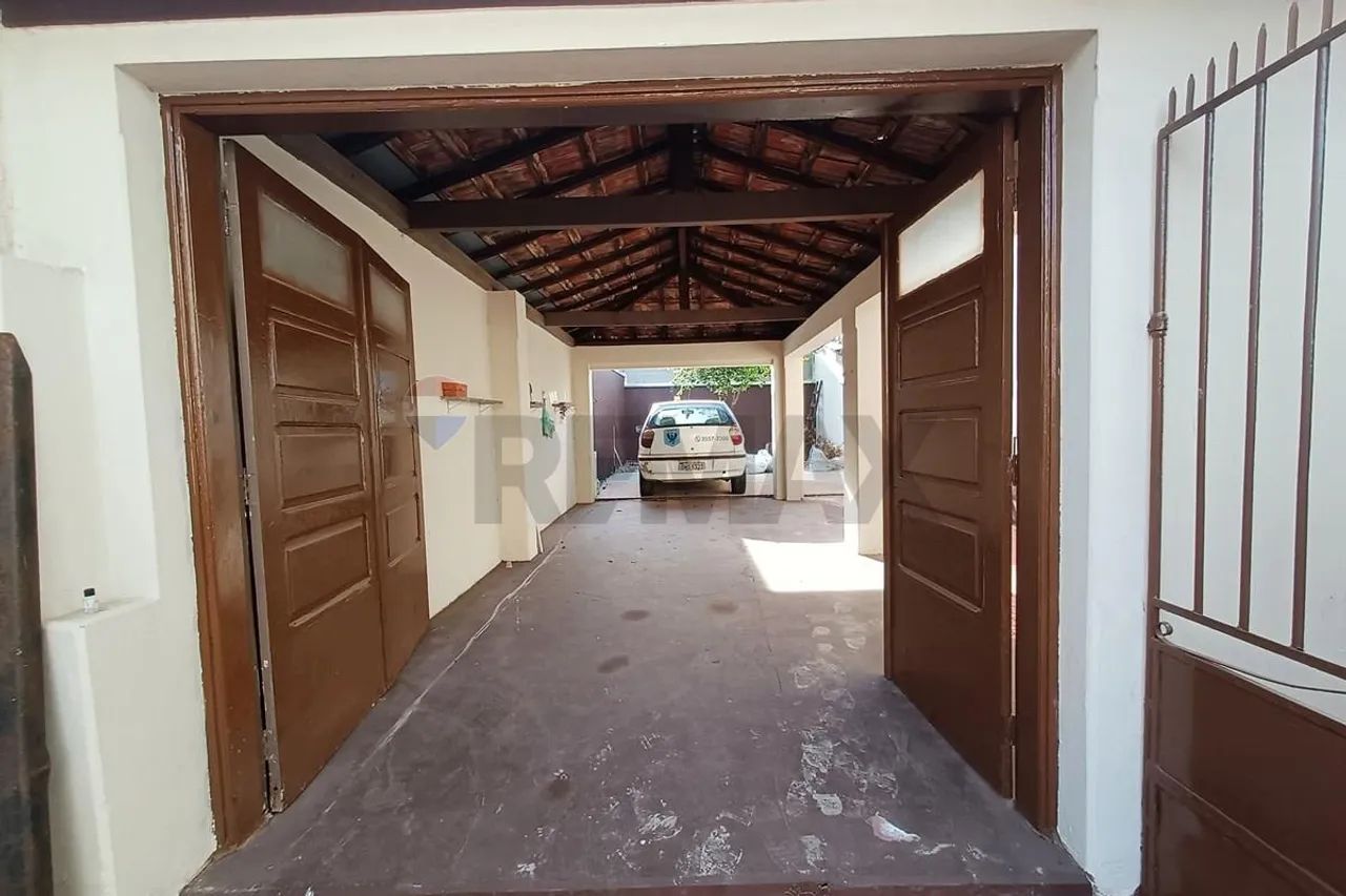 "Casa Comercial no Centro de Rio Claro - 13 Salas" - Foto 4