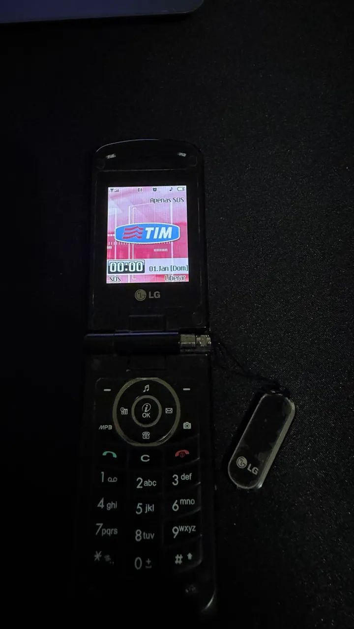 Celular LG Black Safira - Relíquia - Foto 4
