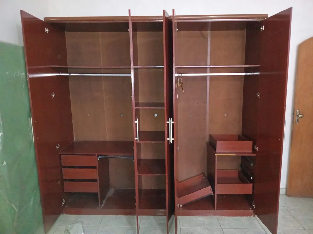 Armário de quarto com 5 portas - Foto 2