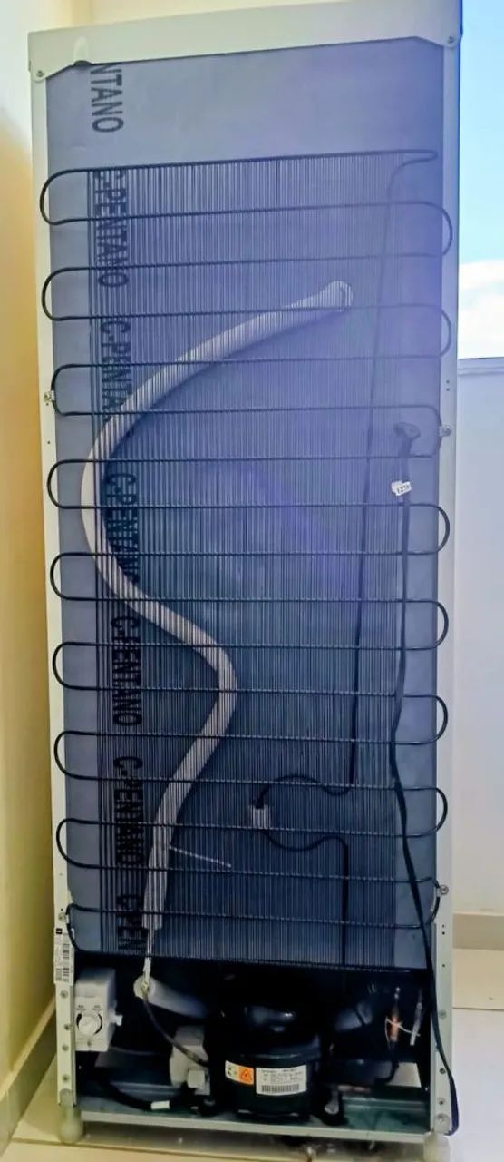 Freezer vertical FE23 197 Litros 110V - Foto 4