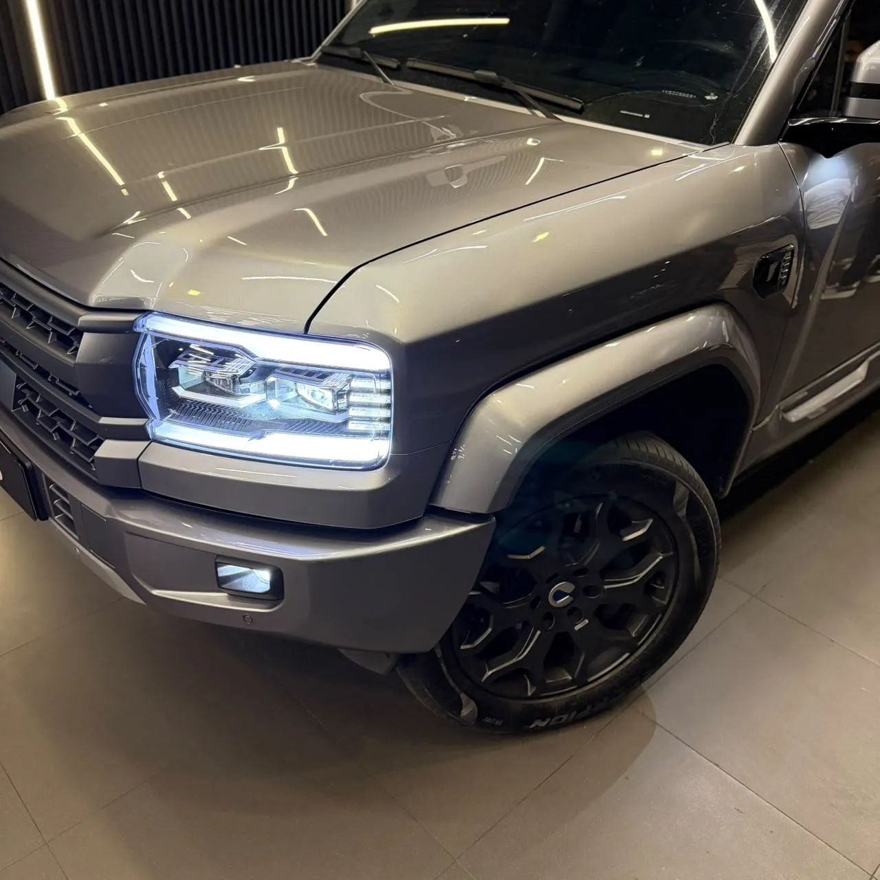 Denza B5 4WD, foto 5 de 20