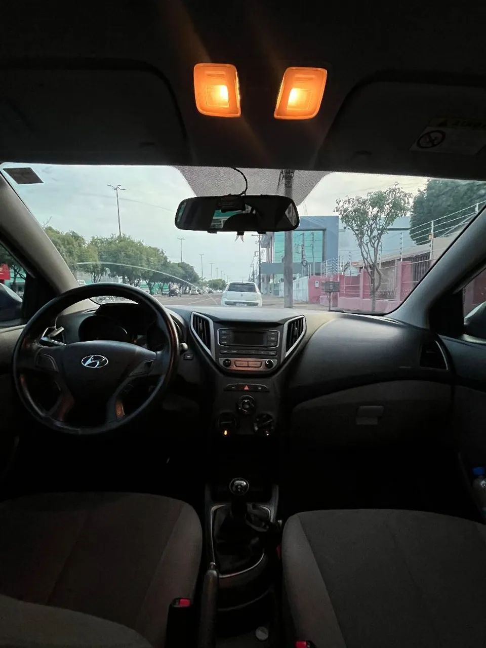 Hyundai HB20S C.plus/c.style1.0 Flex 12V Mec. 4P 2016 - Foto 2