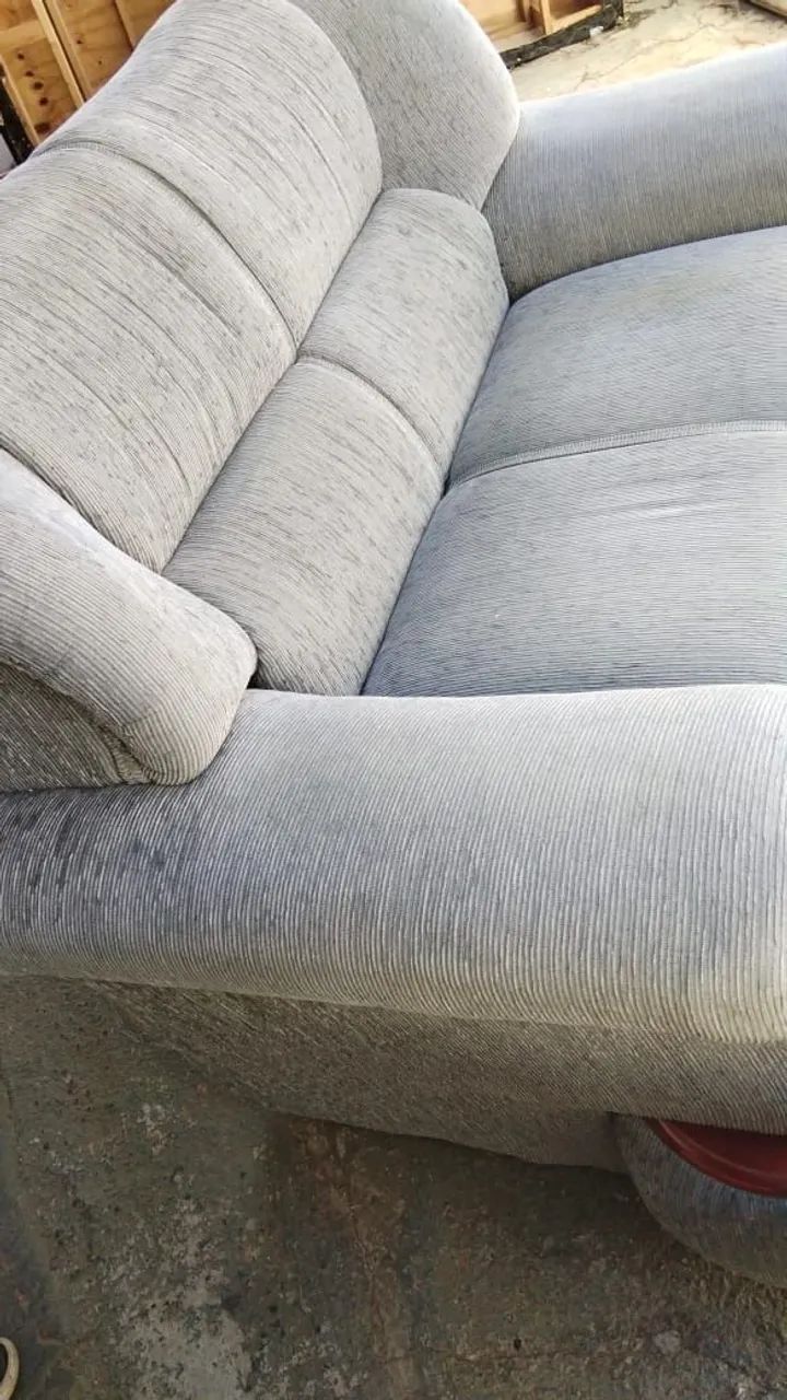 1 sofa entrego. Uberlândia.  - Foto 3