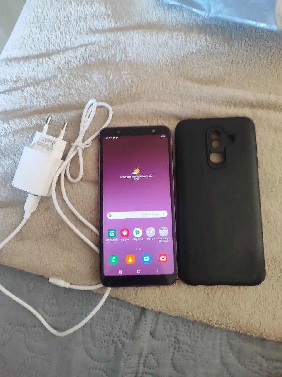 Celular Samsung J8