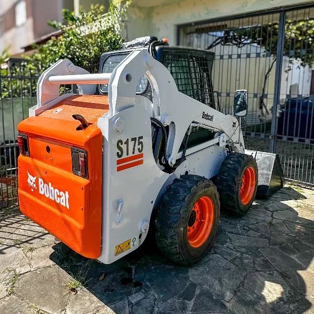 Mini Carregadeira Bobcat S175 2008 | Revisada | 3.284h | Garantia | Pronta p/ Trabalhar