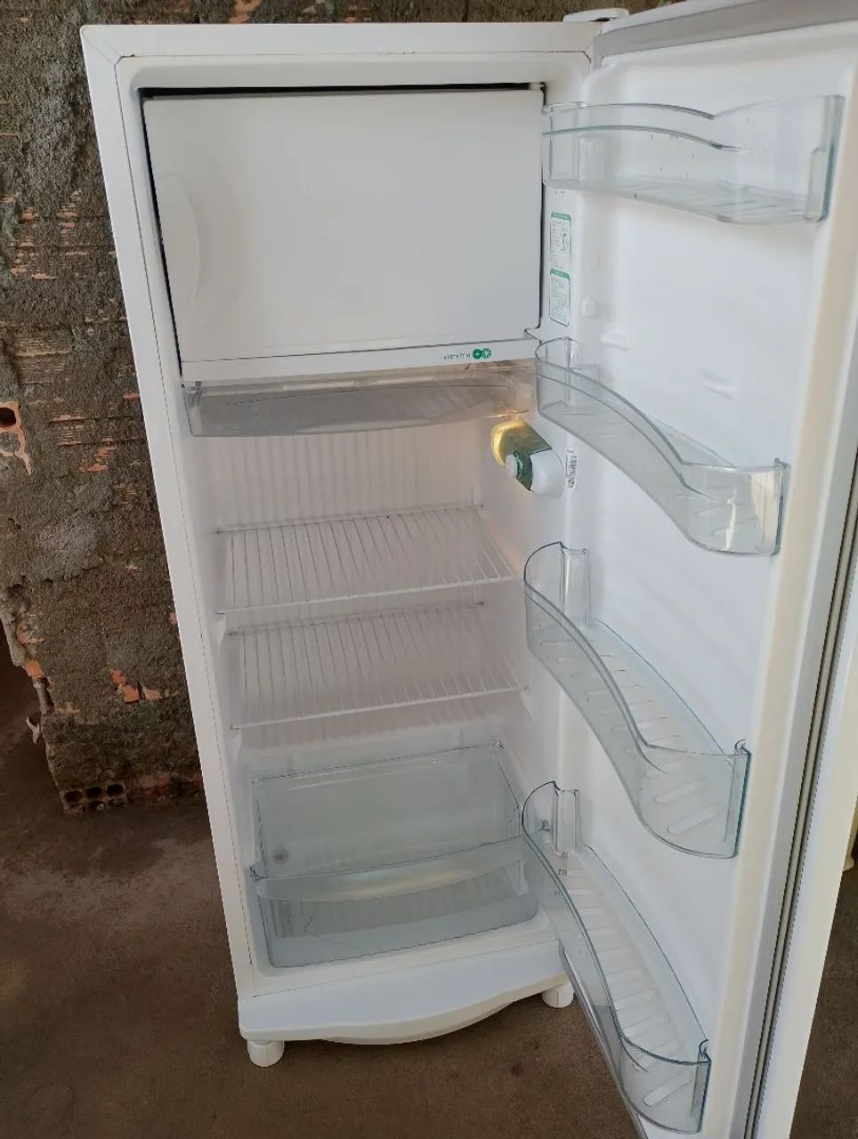 Geladeira Consul semi nova  - Foto 4