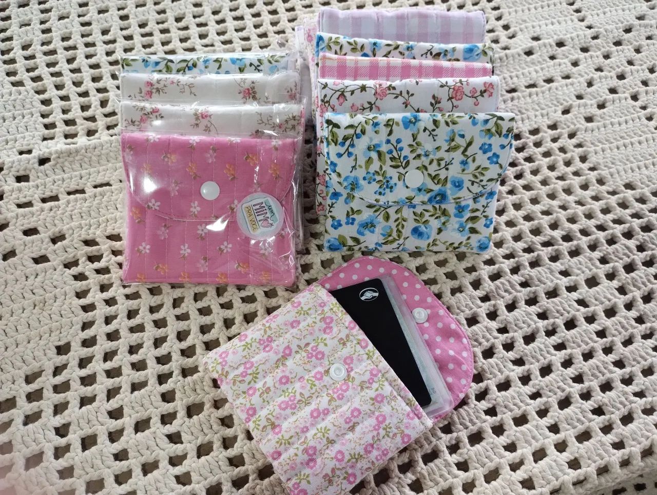 Carteirinha multiuso porta documentos, porta absorvente  - Foto 3