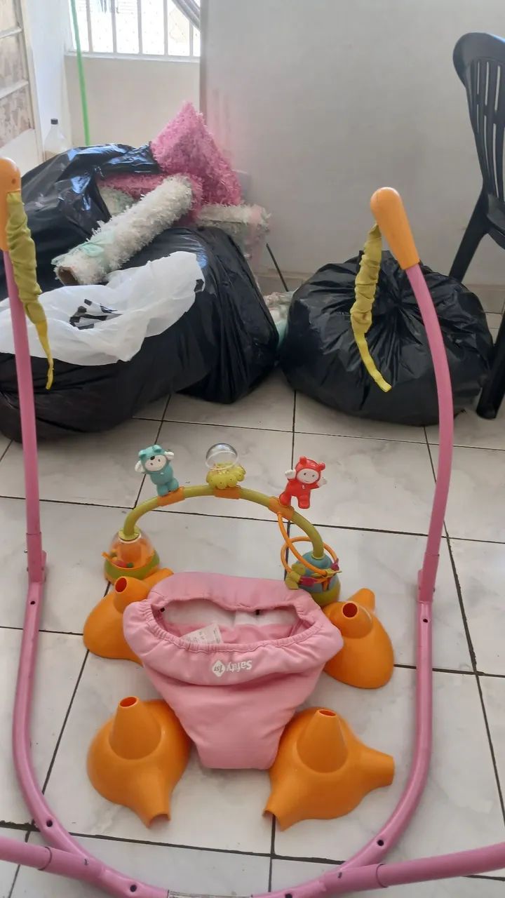 Jamper de Bebê semi novo  - Foto 4