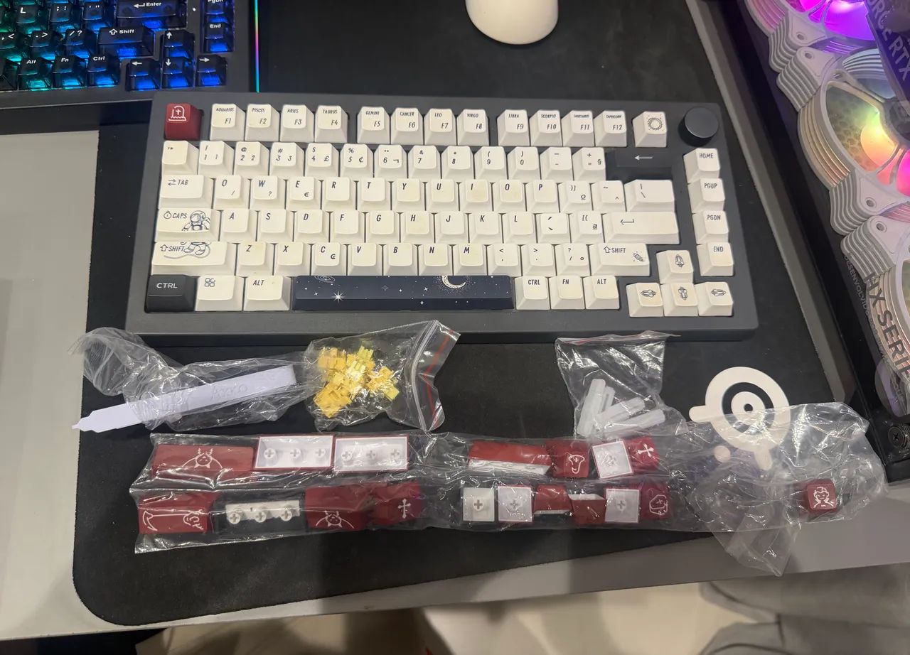Teclado gamer 5075B Plus + jogo de keycaps extra  - Foto 2