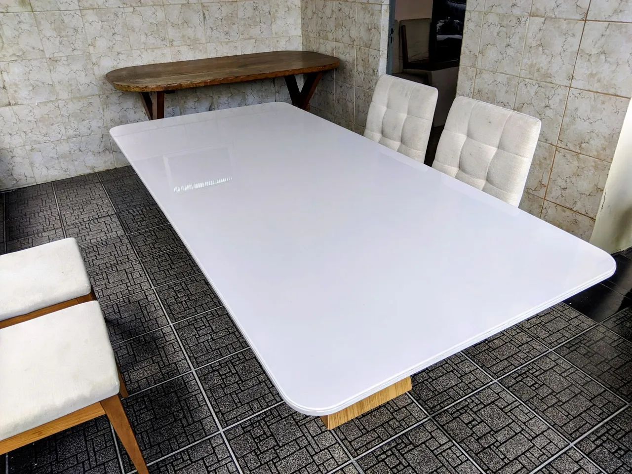 Mesa com 8 cadeiras  - Foto 2