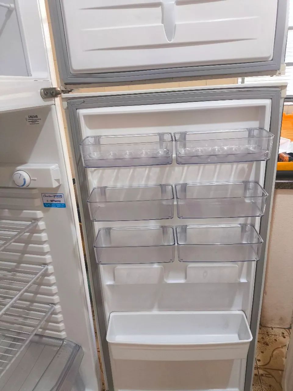 Geladeira Consul, Funcionando perfeitamente, Bem conservada  - Foto 3