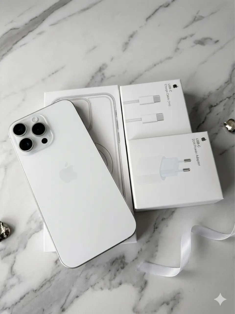 Apple iPhone 13 Pro maxホワイト 本体 エクスプレス交換品 iPhone 13 Pro Max - Celulares e Smartphones - Setor Central