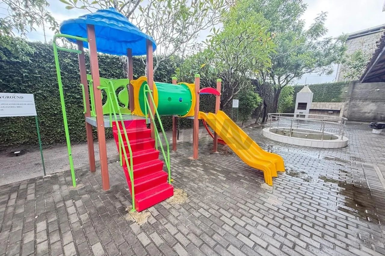VENDO CASA 4 quartos em condominio lazer completo - Foto 4