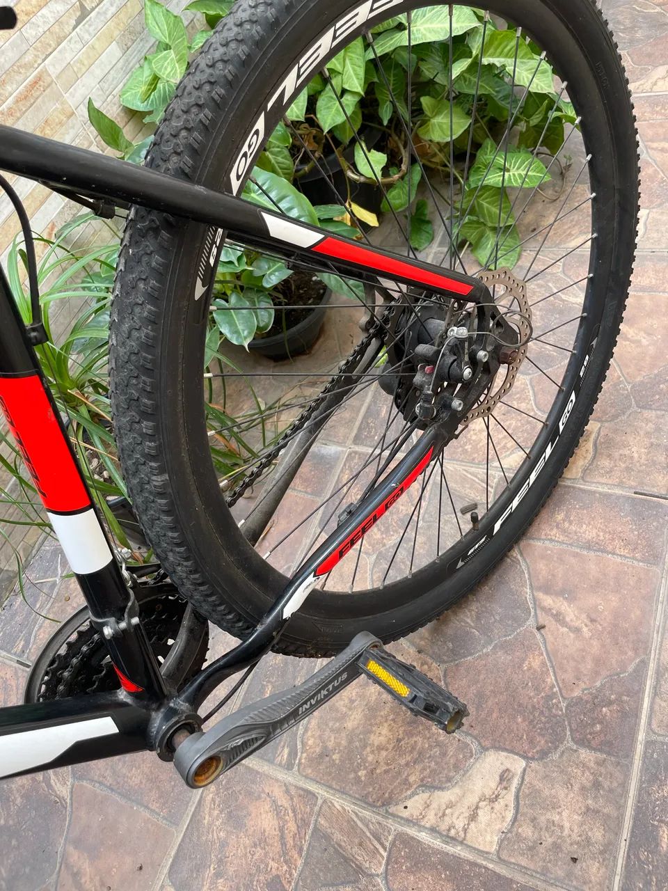 Bicicleta freio a disco + suporte para duas bikes  - Foto 5