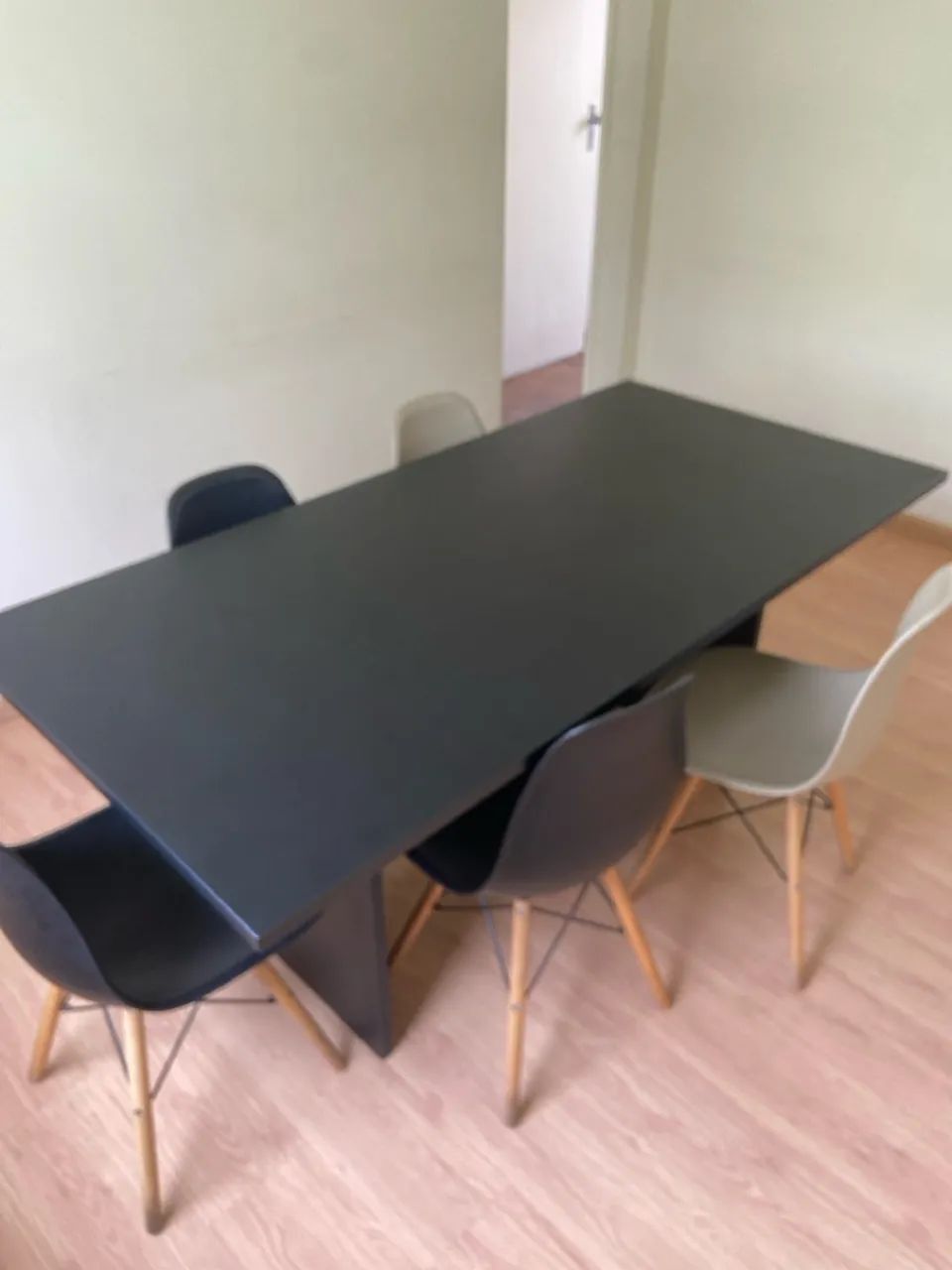 Mesa de Jantar com 5 Cadeiras