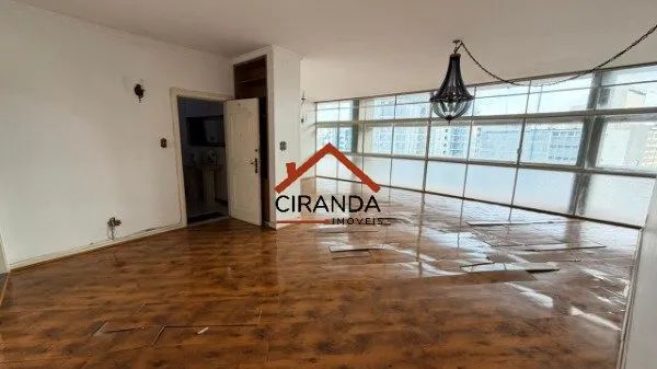 More no Edifício Copan - Apartamento de 3 Quartos com Planta Ampla e Excelente Iluminação