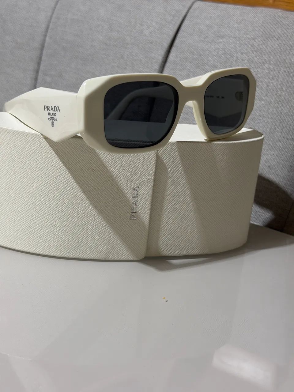 Óculos de sol Prada Symbole off white original  - Foto 4