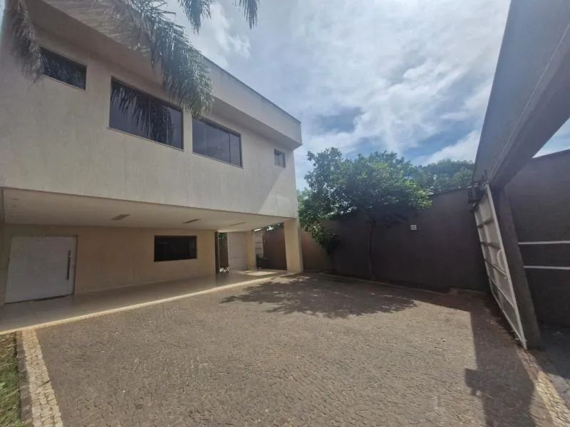 Sobrado alto padrão com 5 suítes - Foto 3