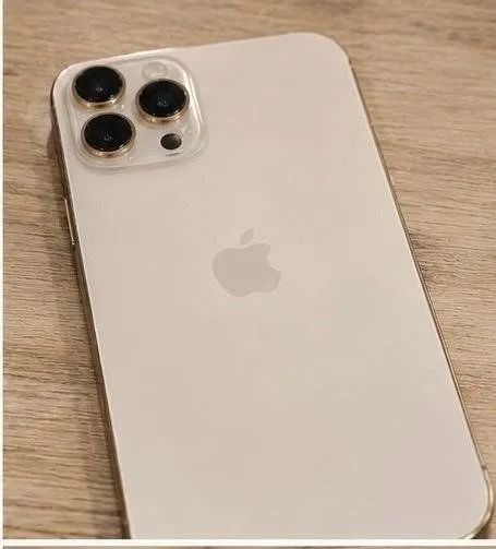 iPhone 16 Pro Max 256GB - Desert Titanium - Foto 2