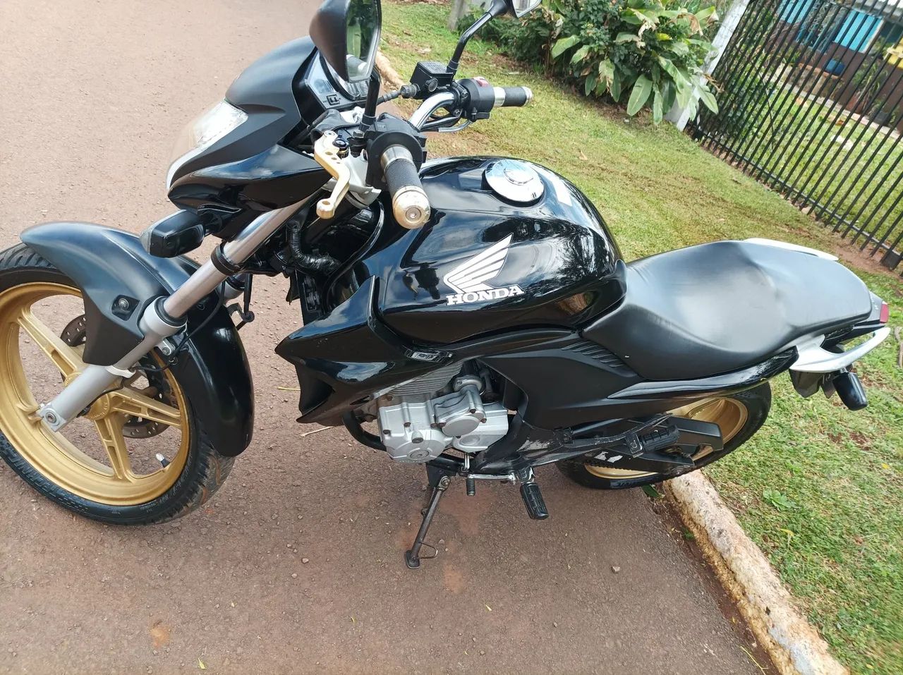 CB 300R Ano 2015 - Foto 4