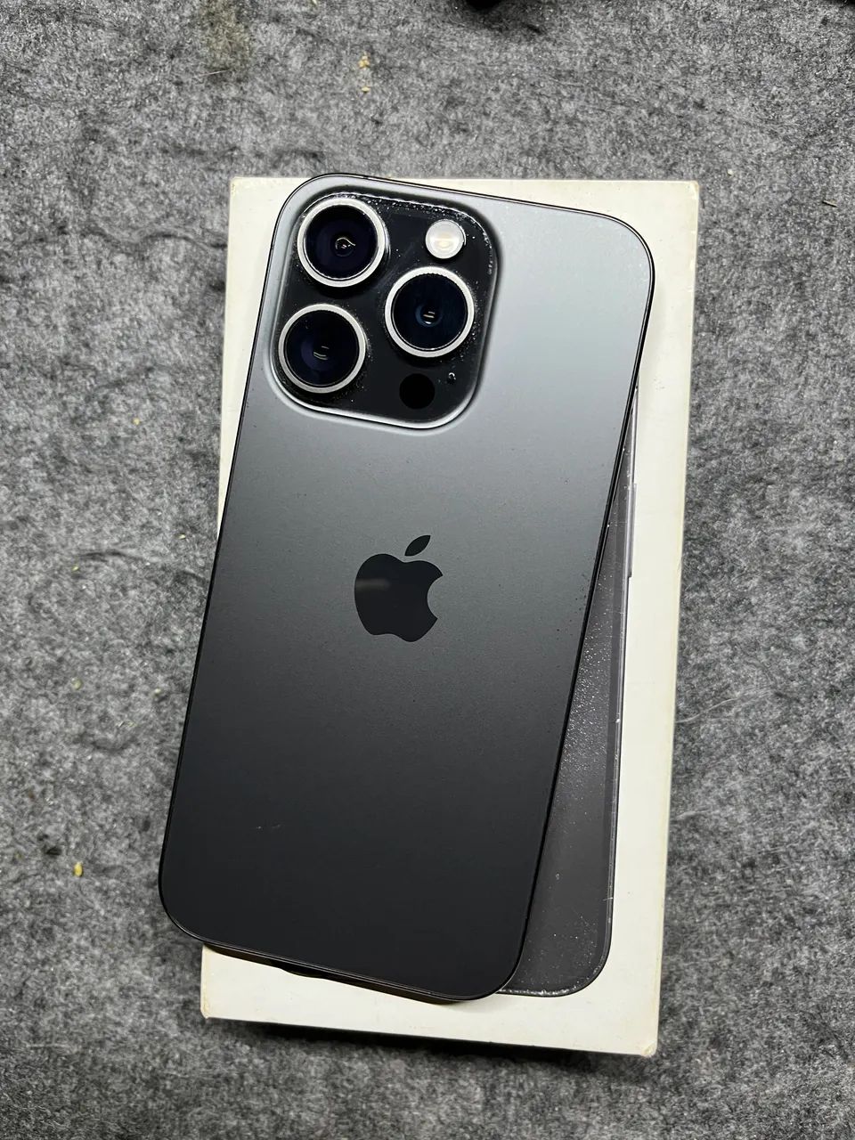 iPhone 15 pro  - Foto 2