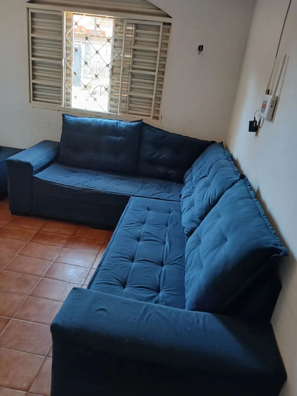Sofá enorme de 6 lugares com puff - Foto 2