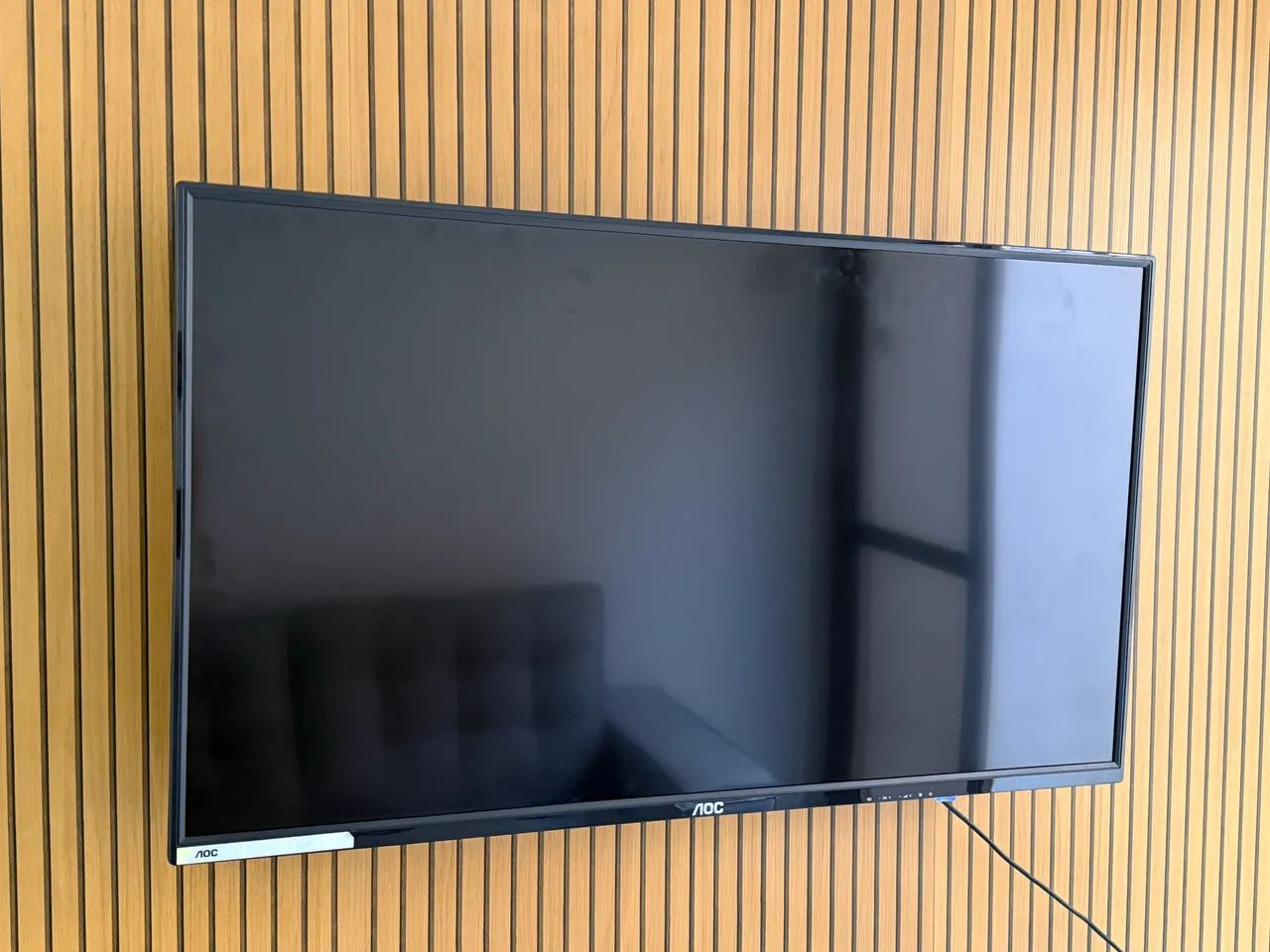 TV AOC