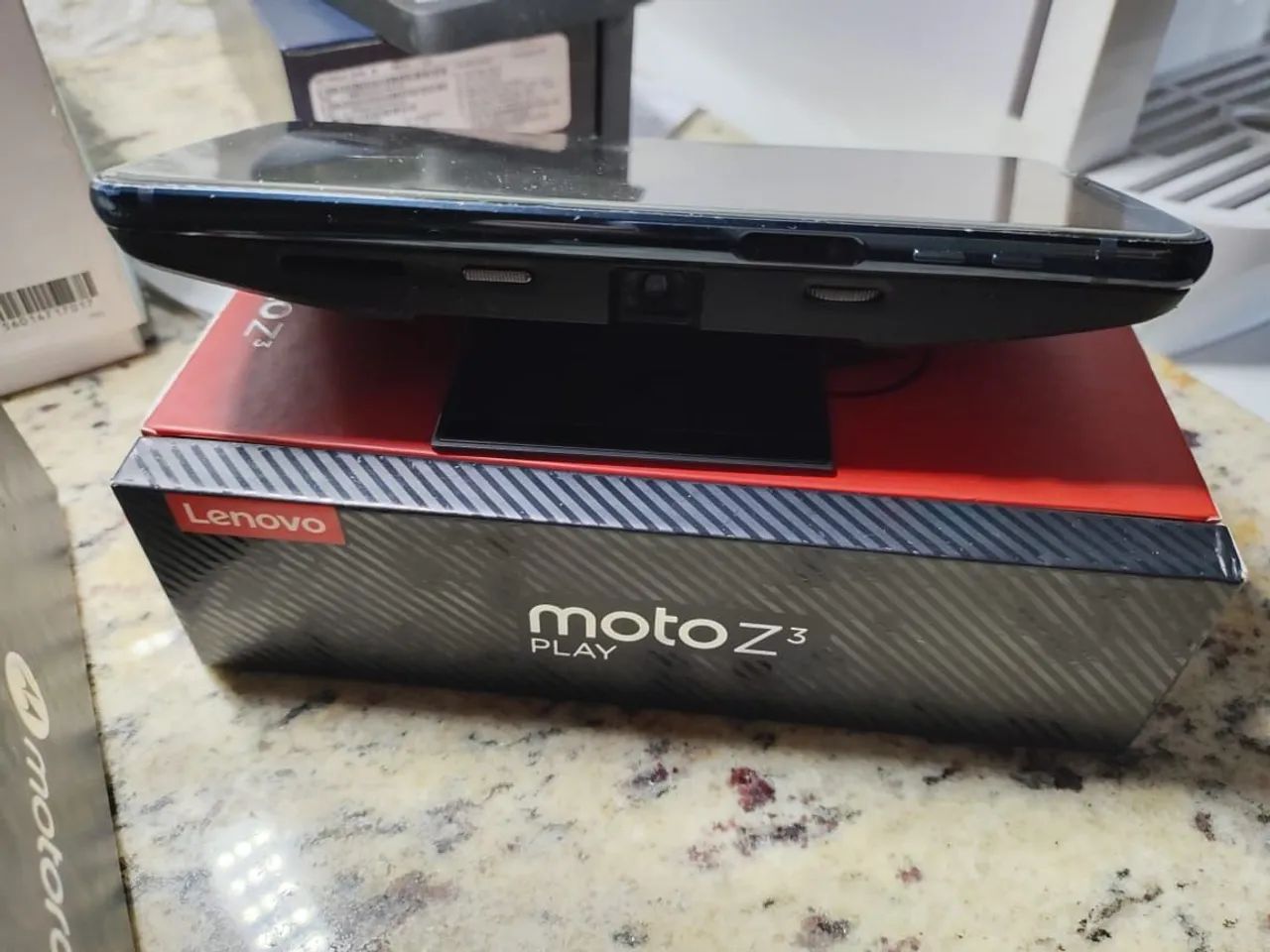 Moto Z3 completo