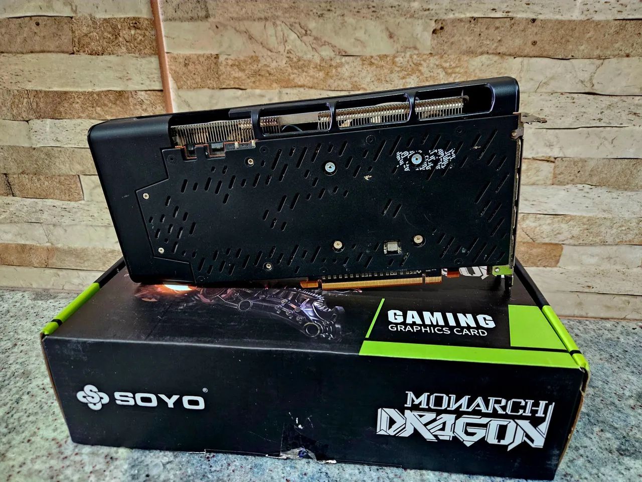 Placa de video RX 5700 - Foto 2