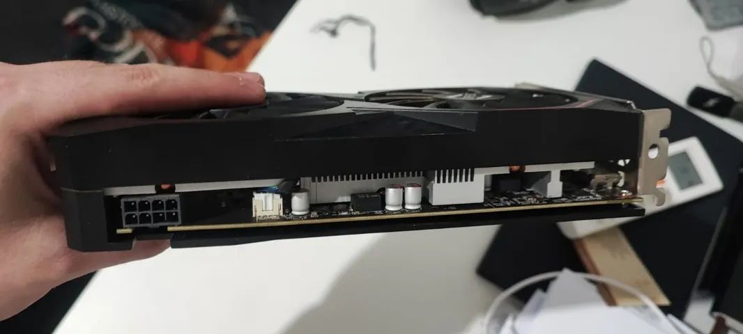 Radeon RX 6600M 8GB  - Foto 4