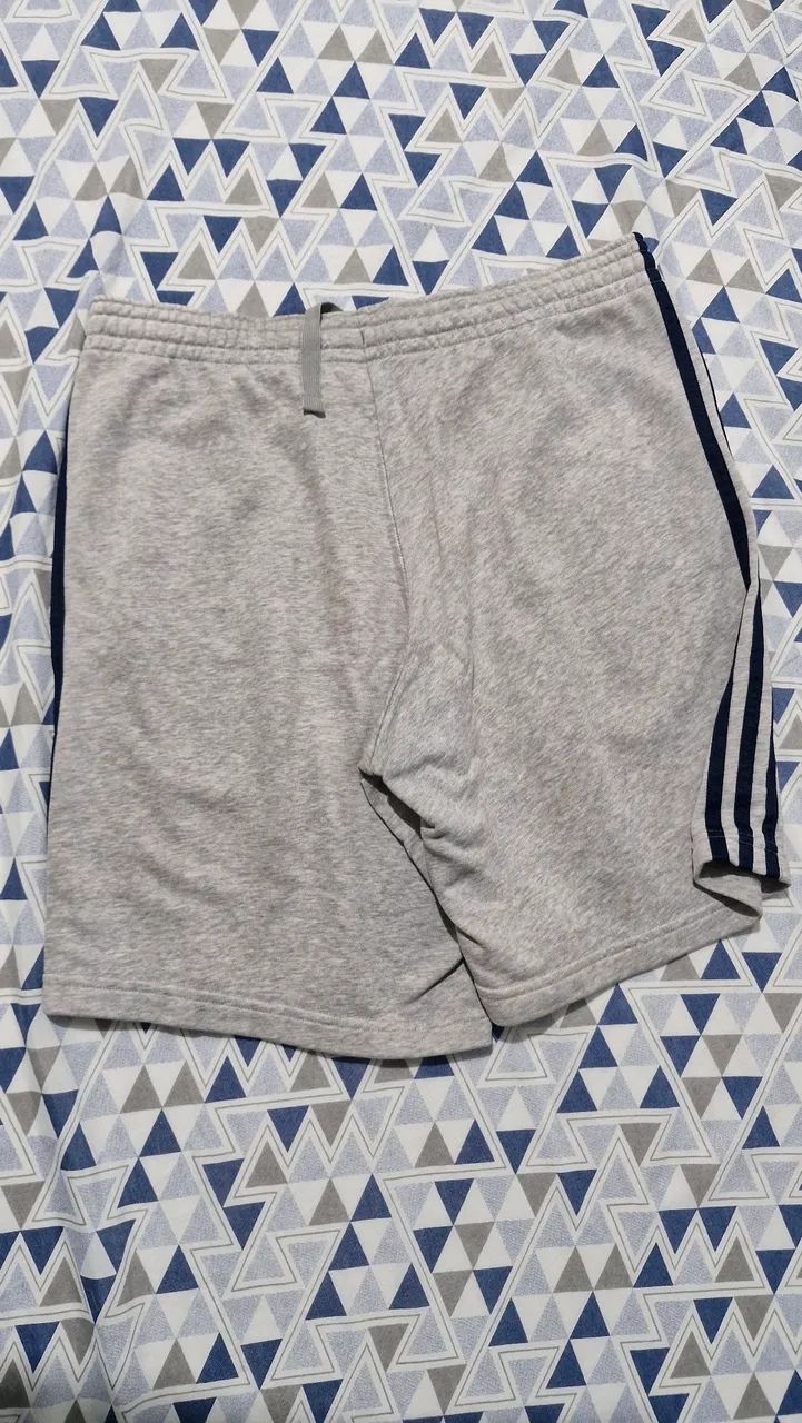 Bermuda adidas de malha original 40 - Foto 2
