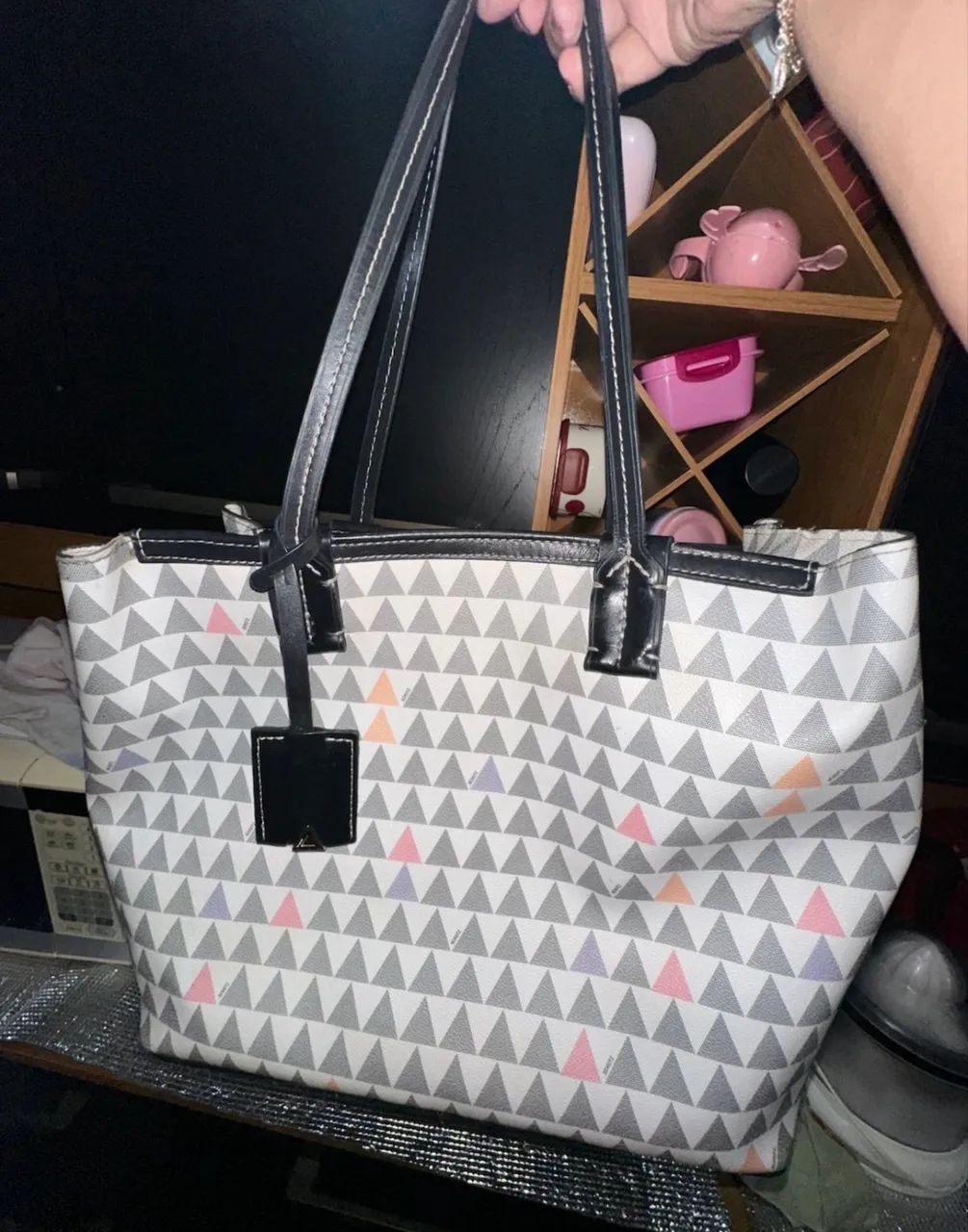 Bolsa Schutz Nina triangle - Foto 3