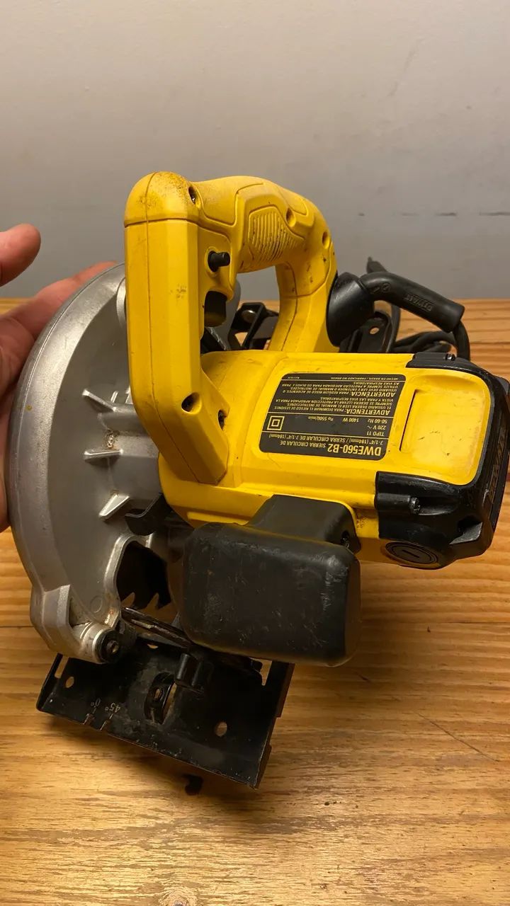 Serra circular Dewalt 220v - Foto 2