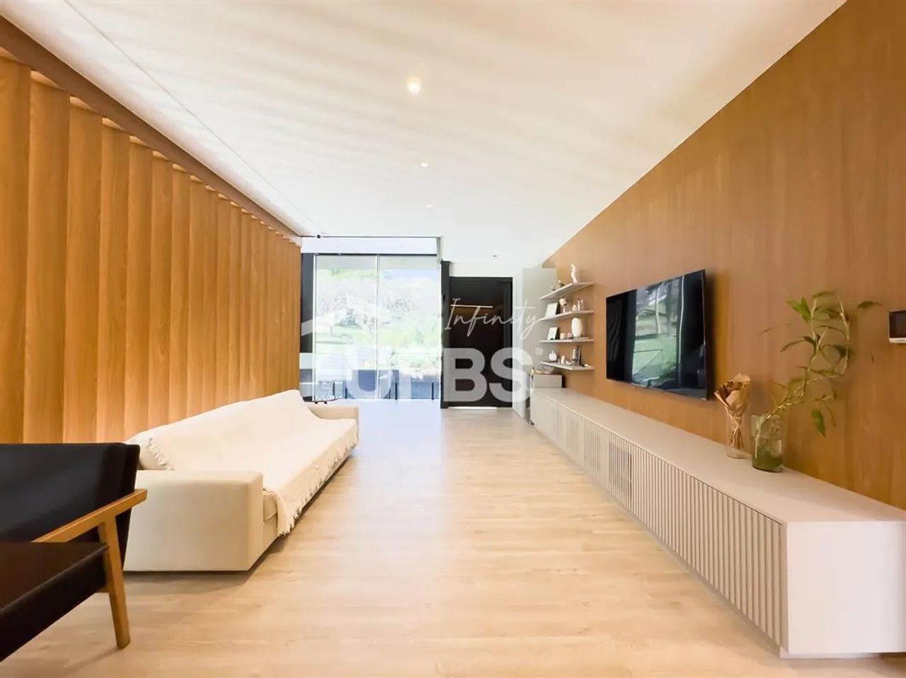 Sobrado Aldeia do Vale - Com 648,00m² - Casa nova - Foto 2