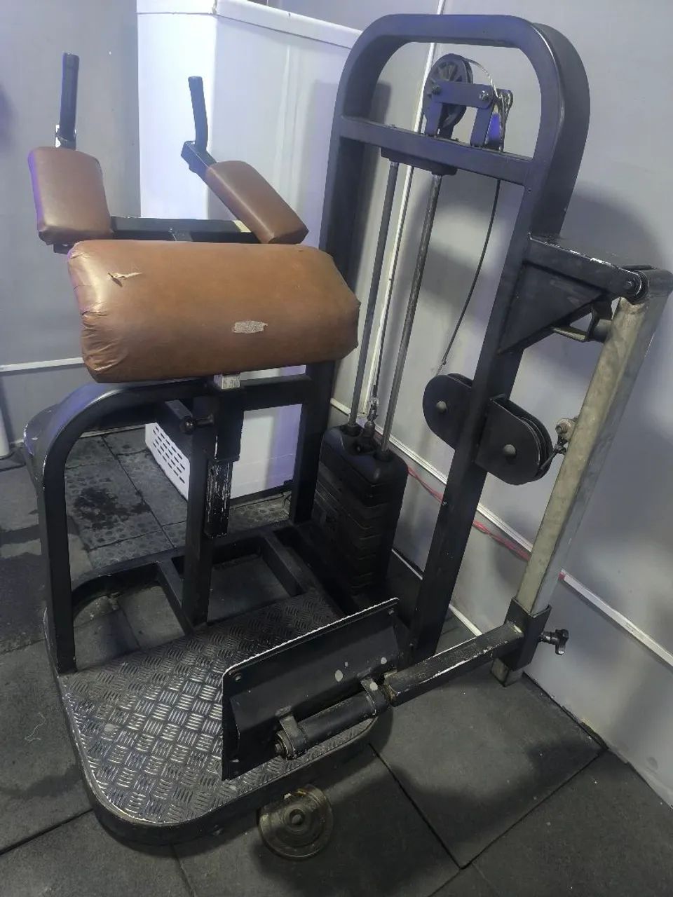 Aparelho de gluteo 