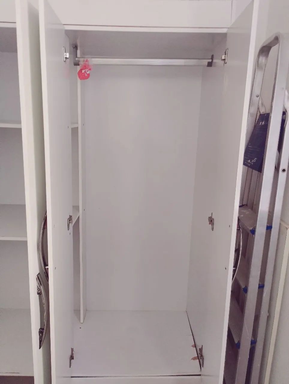 Guarda roupa usado  - Foto 2