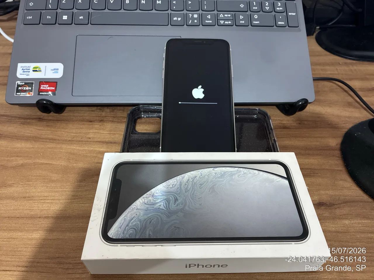 iPhone XR - 64gb  - Foto 2