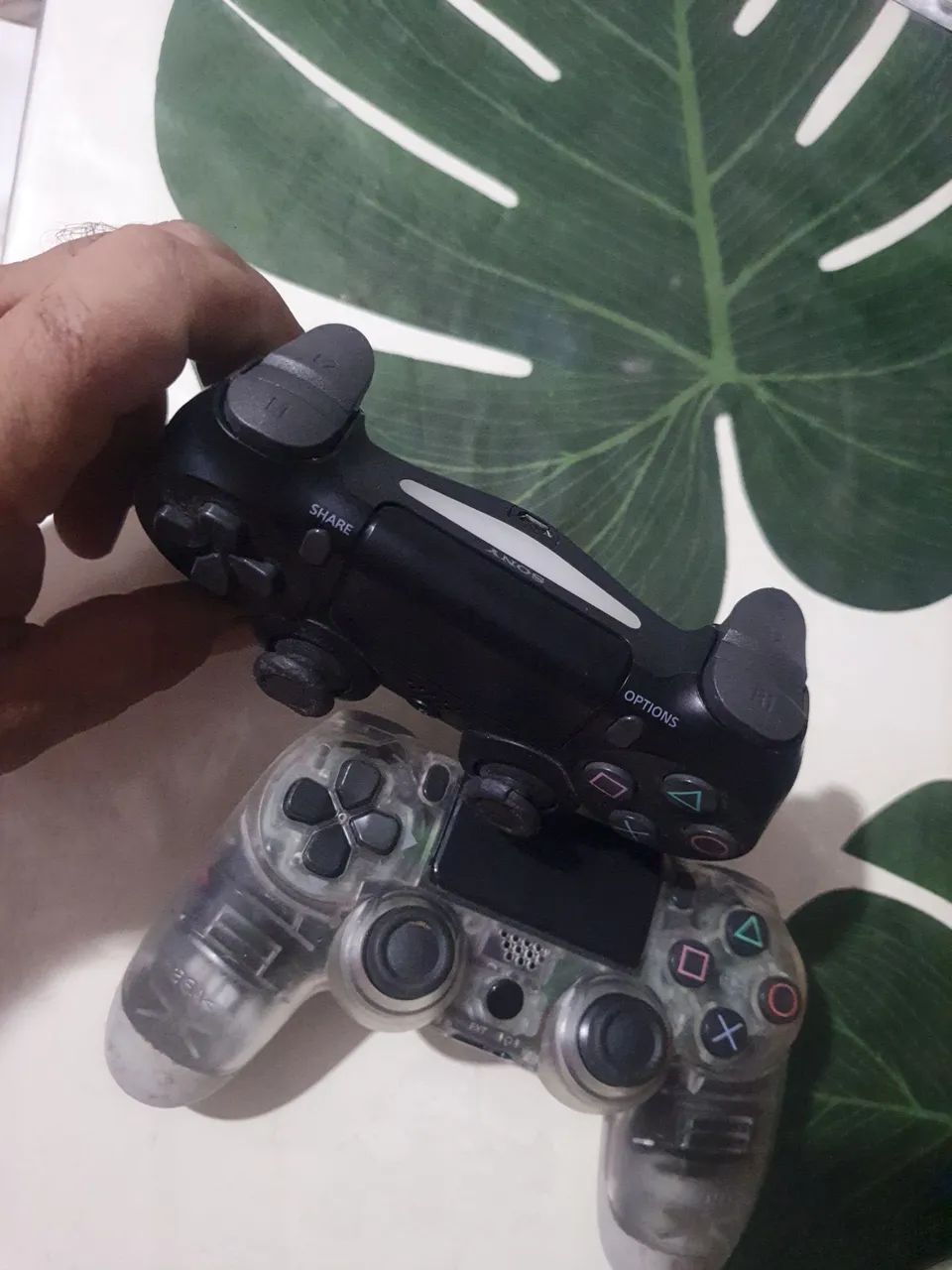 Lote com 2 controles ps4 defeito - Foto 3