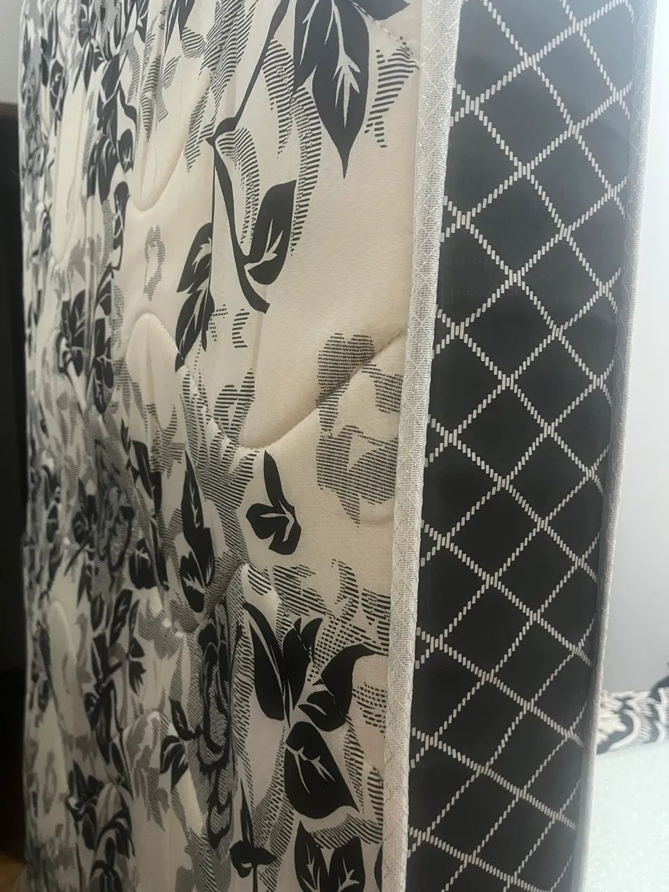 Colchão solteiro em estado novo  - Foto 3