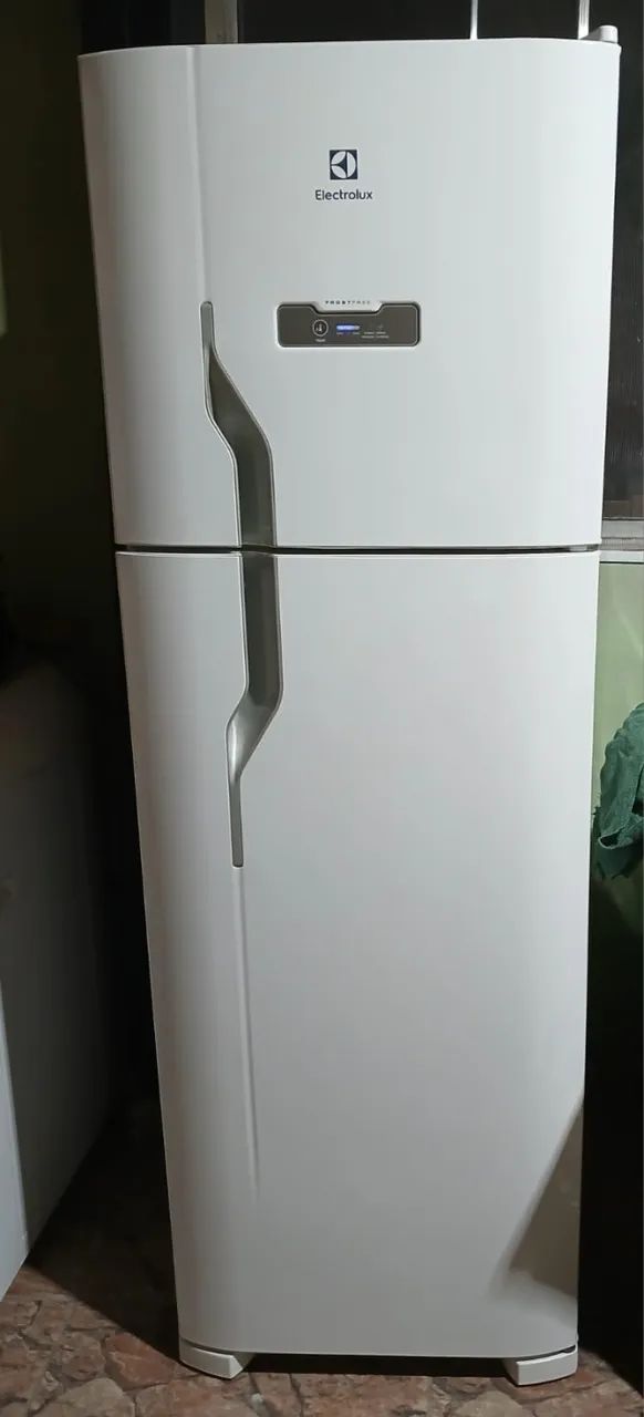 geladeira eletrolux 2 portas - Foto 4