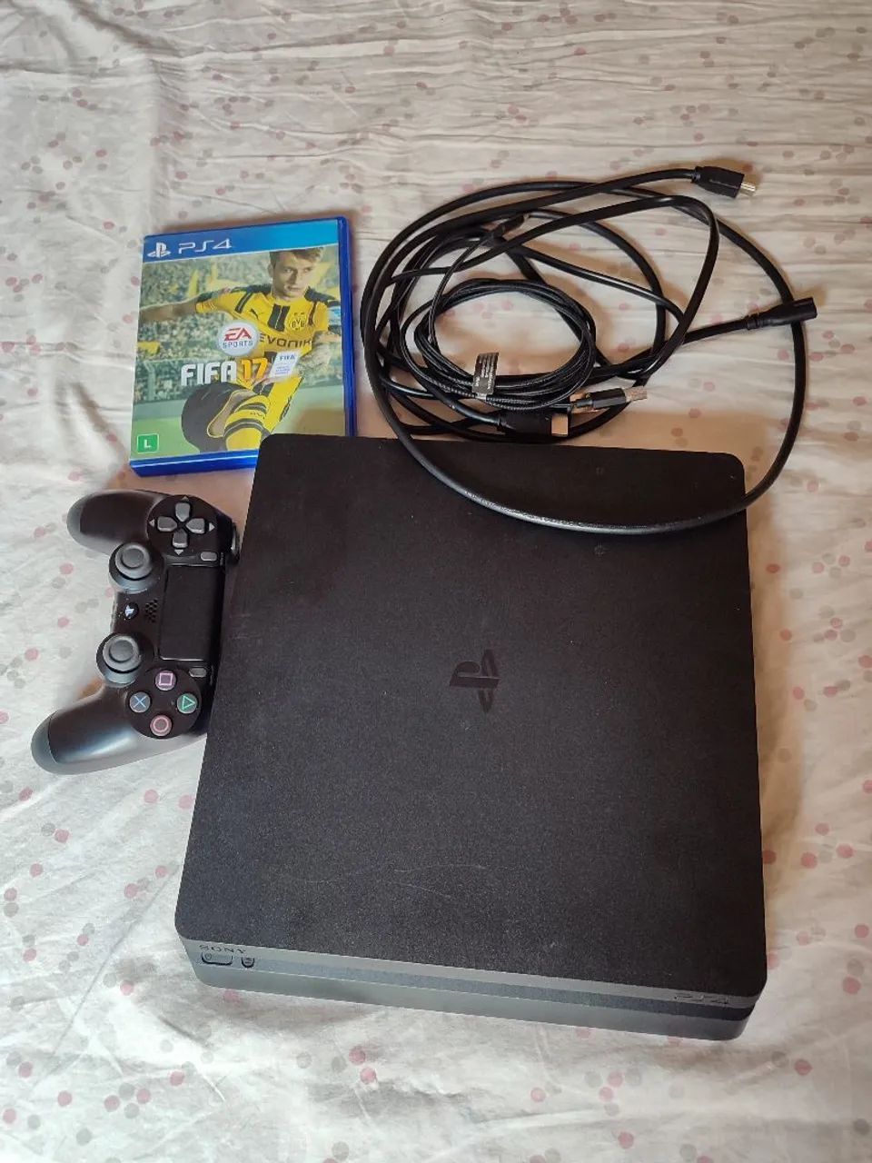 PS4 slim 