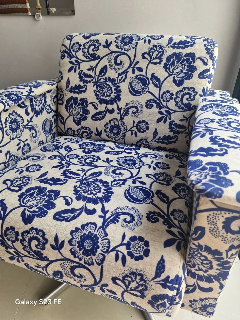 Poltrona floral463757509574021120