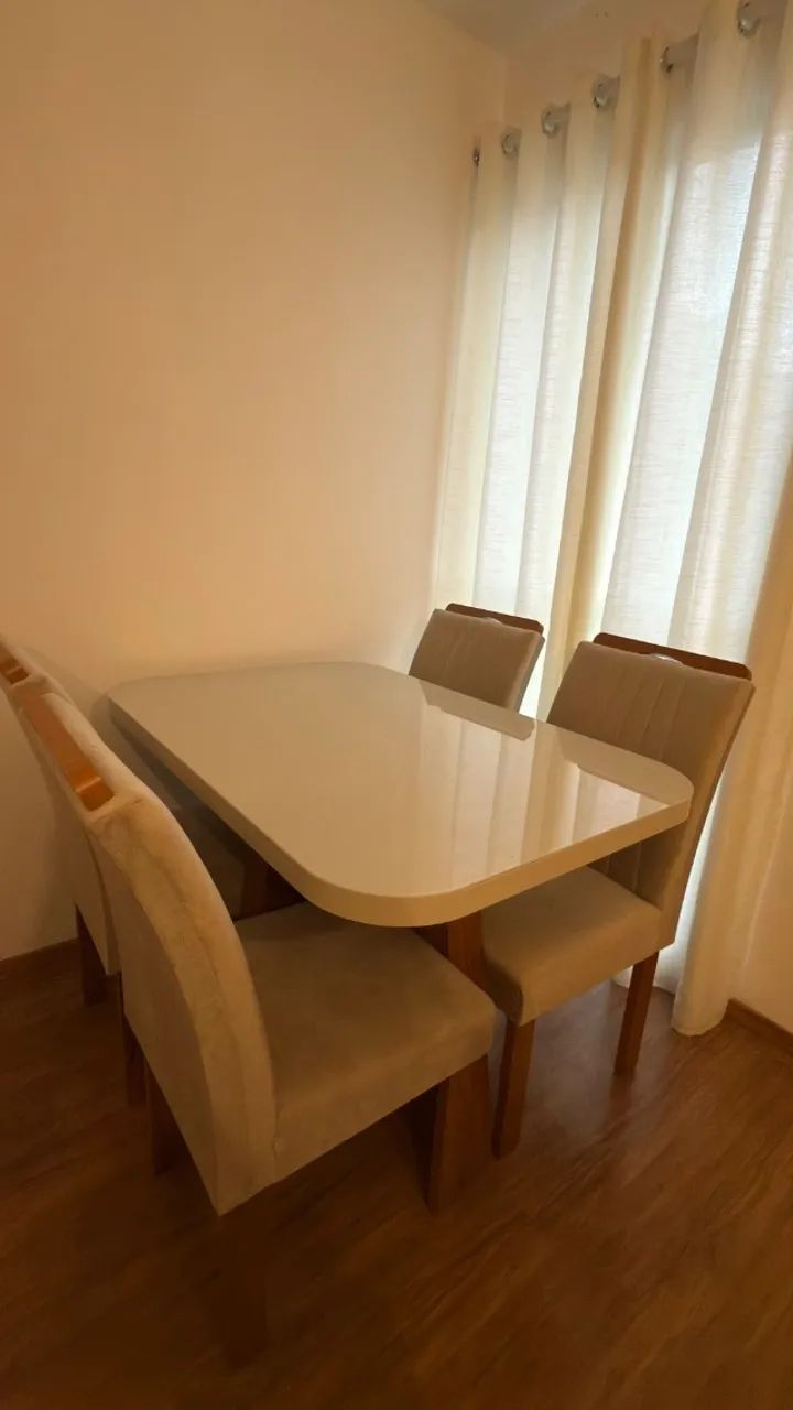 Lindo conjunto de mesa 